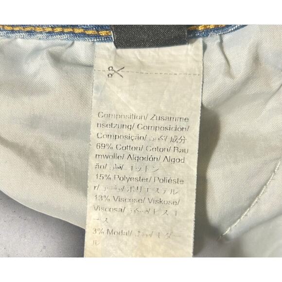 Shein Light Wash Frayed Hem High‎ Rise Distressed Casual Shorts 27 - Picture 7 of 8